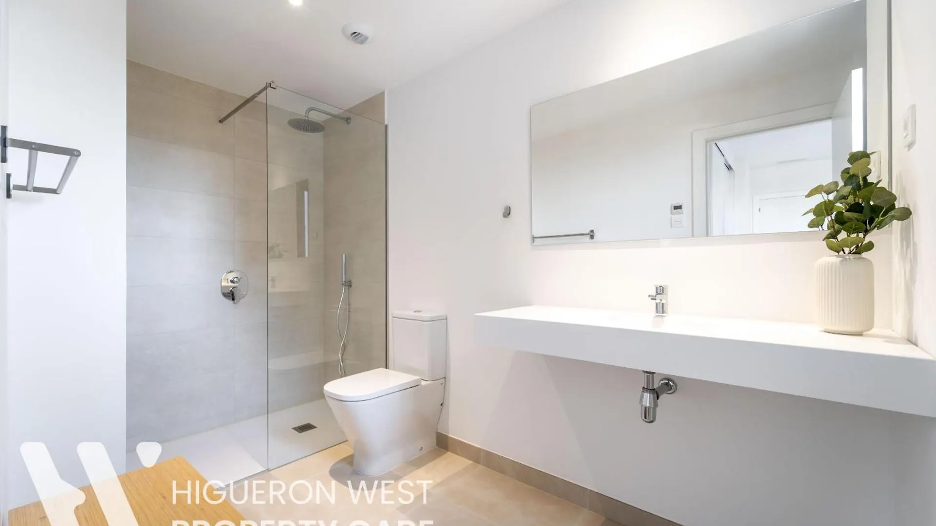 Higueron West Property Collection - The Poolview Terrace By Hwpc Fuengirola Apartman
