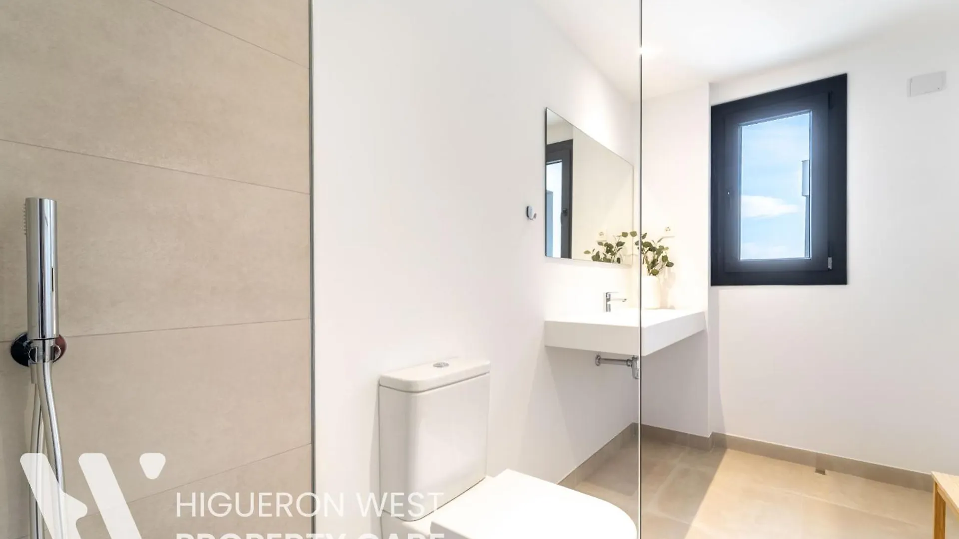 Higueron West Property Collection - The Poolview Terrace By Hwpc Fuengirola