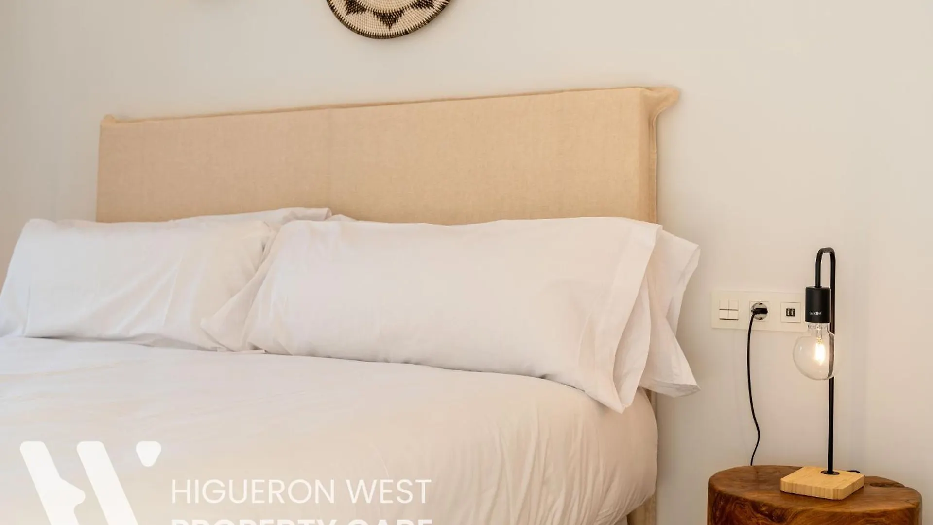 Higueron West Property Collection - The Poolview Terrace By Hwpc Fuengirola Apartment